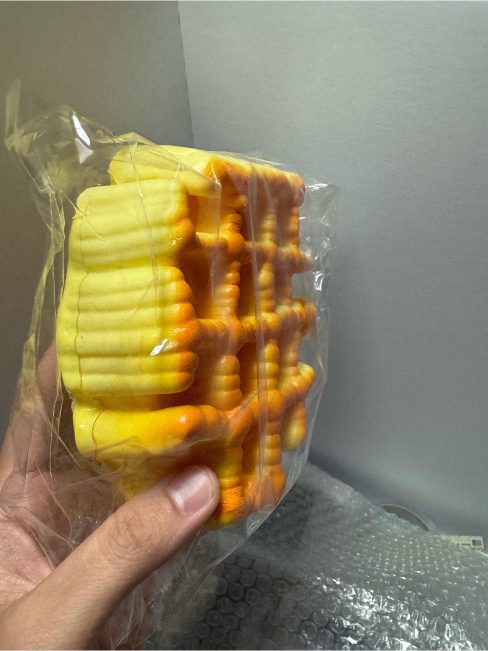 Waffle squishy - Picture 3 of 4